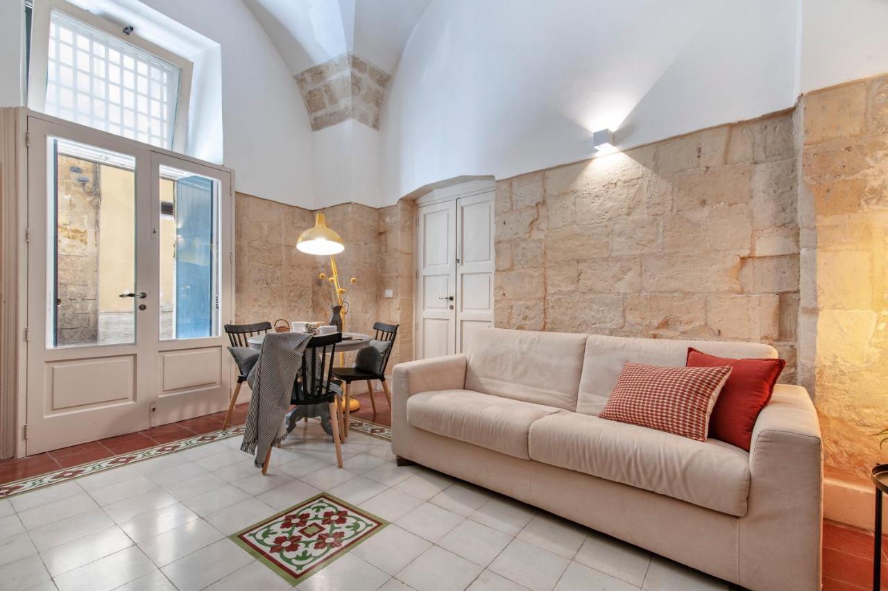 Dasumno 3 - Apartment Old Town Sit レッチェ エクステリア 写真