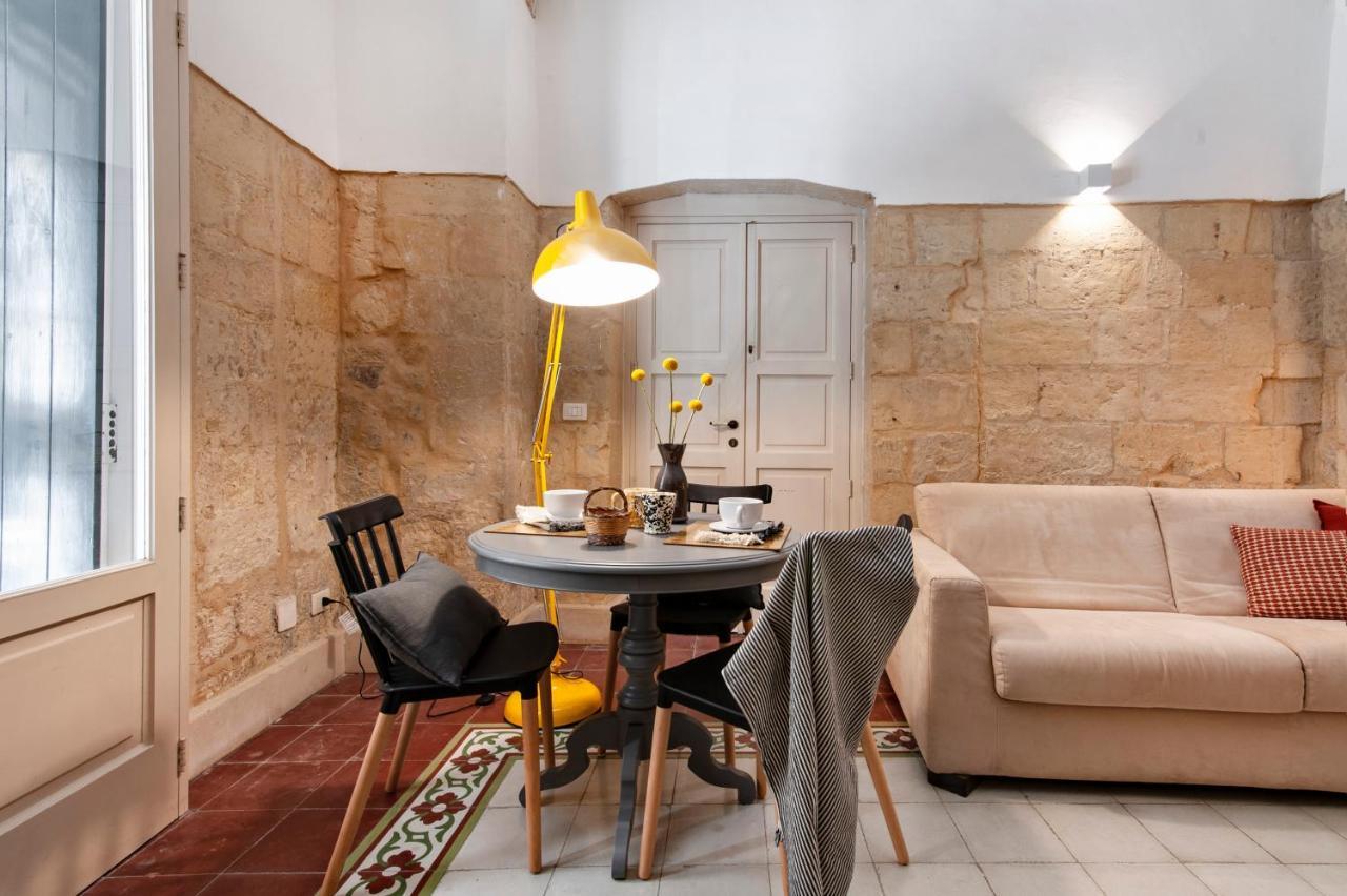 Dasumno 3 - Apartment Old Town Sit レッチェ エクステリア 写真